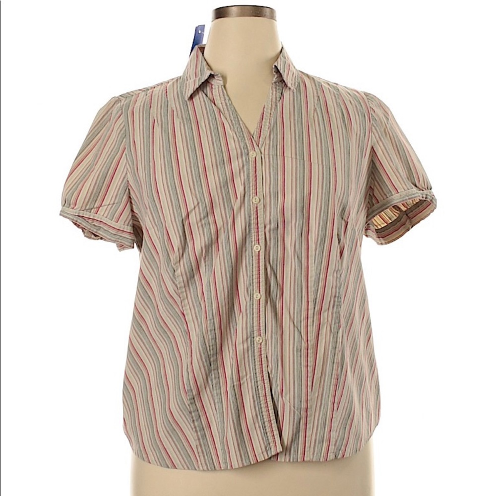 Button-Down Shirt  St. John's Bay

Size 1X (Plus)